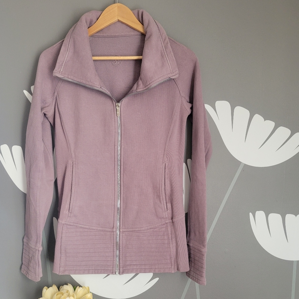 Lululemon Radiant II Jacket Size 6 Full Zip Violet Verbena